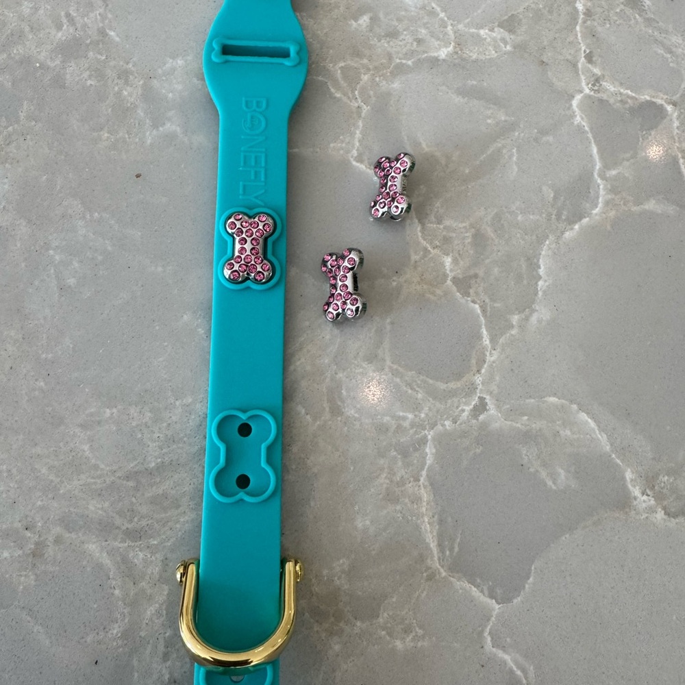 NEW Bonefly Puppy Dog Gift Collar Aqua Gold +4 X Swarovski Pink Charms Sz XS - Picture 12 of 13